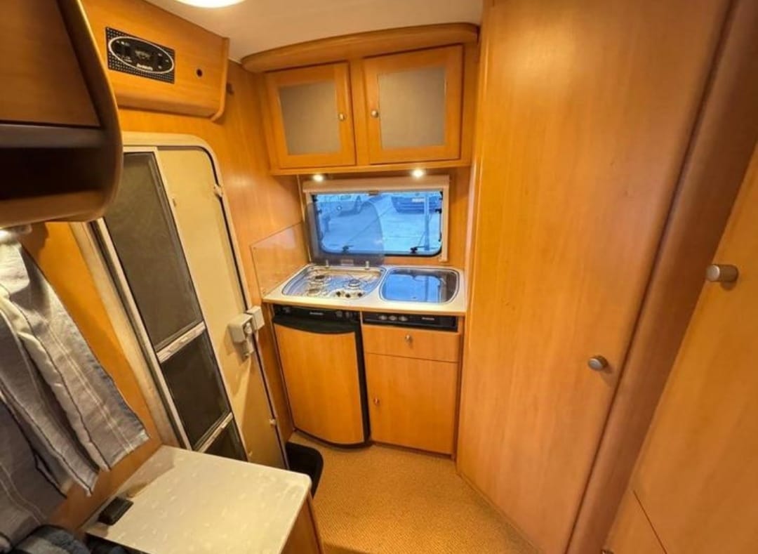 Autocaravana vista trasera